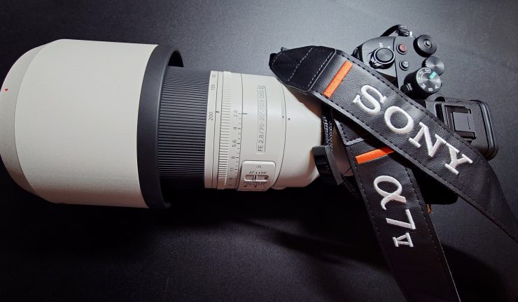 SONY α7 V＋FE 70-200mm F2.8 GM OSS II＋テレコン と polygon XL 試作モデル(オレンジ)