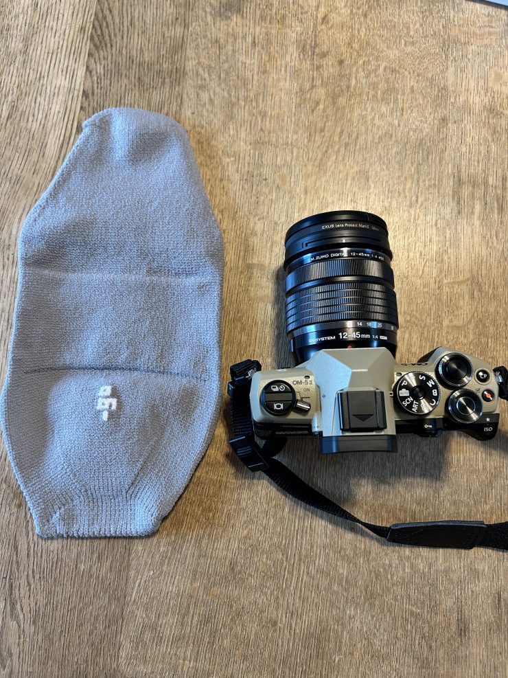 OM-5 Mark II＋M.ZUIKO 12-45mm F4.0 と polygon S 試作モデル